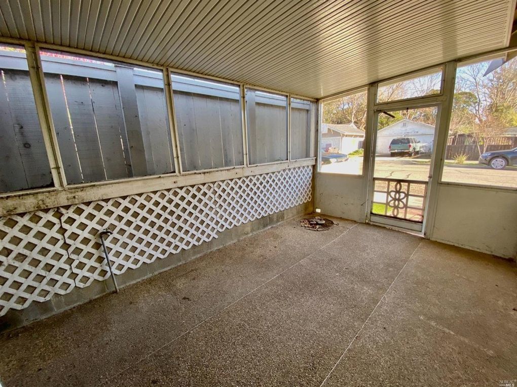 723 Montgomery St. in Napa